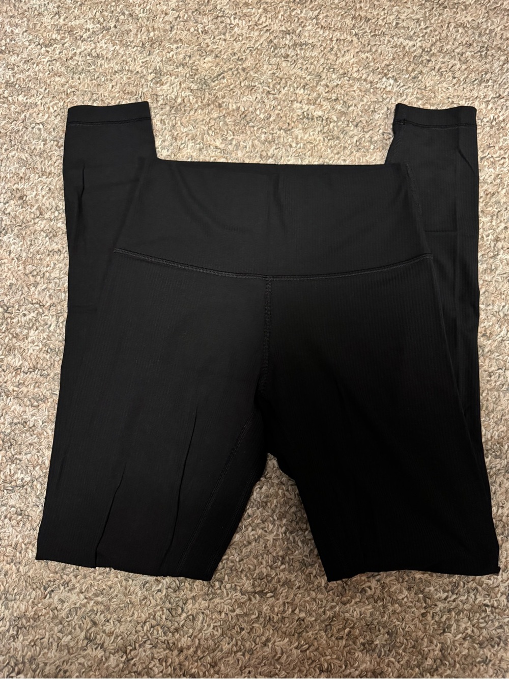Lululemon Women’s Align high-rise ribbed leggings - size 6